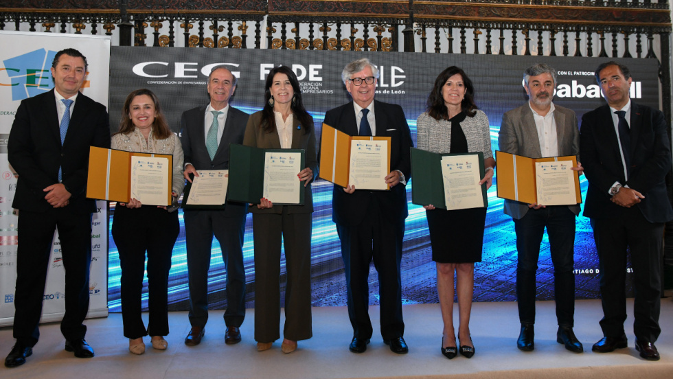 La Xunta exige el rescate de la AP-9 y firma la Declaración Compostela