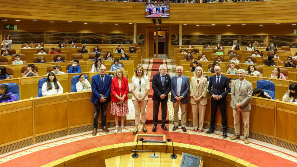 Escolares gallegos llevan al Parlamento sus propuestas sobre convivencia y tecnología