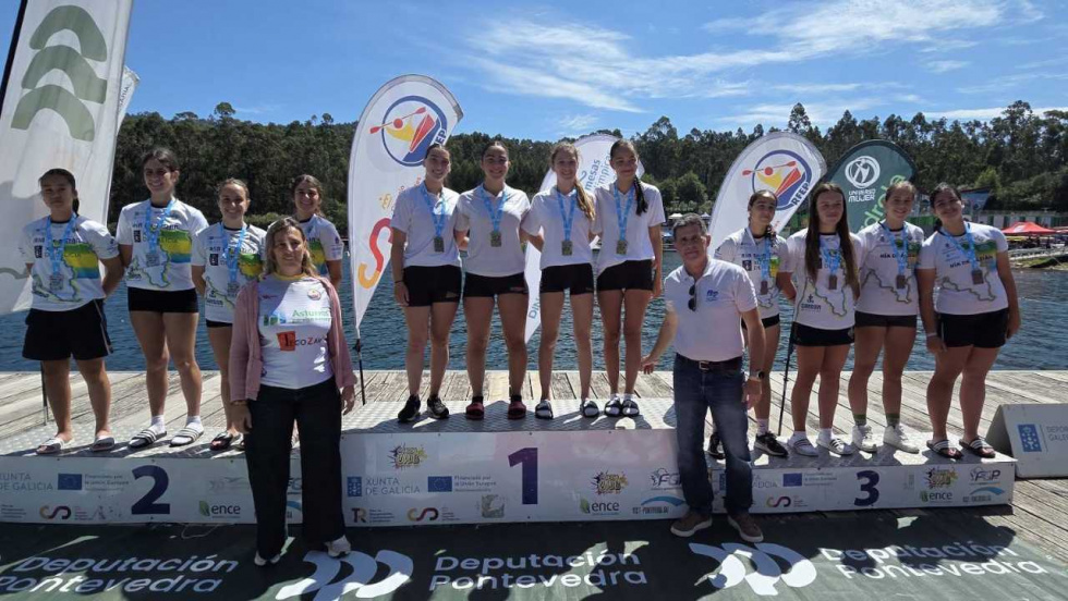 El Club de Mar Ría de Aldán se impone en la Copa de España Cadete de piragüismo en Pontillón