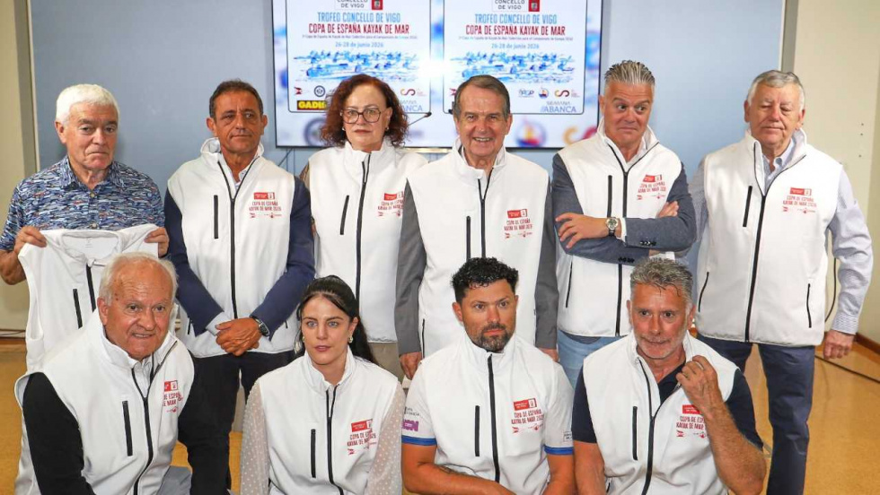 56 clubes y 500 piraguas competirán en la Copa de España de Kayak de Mar en Vigo