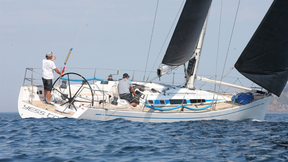 Galicia corona a sus nuevos campeones de vela A Dos en una regata de las Rías Baixas con 36 tripulaciones