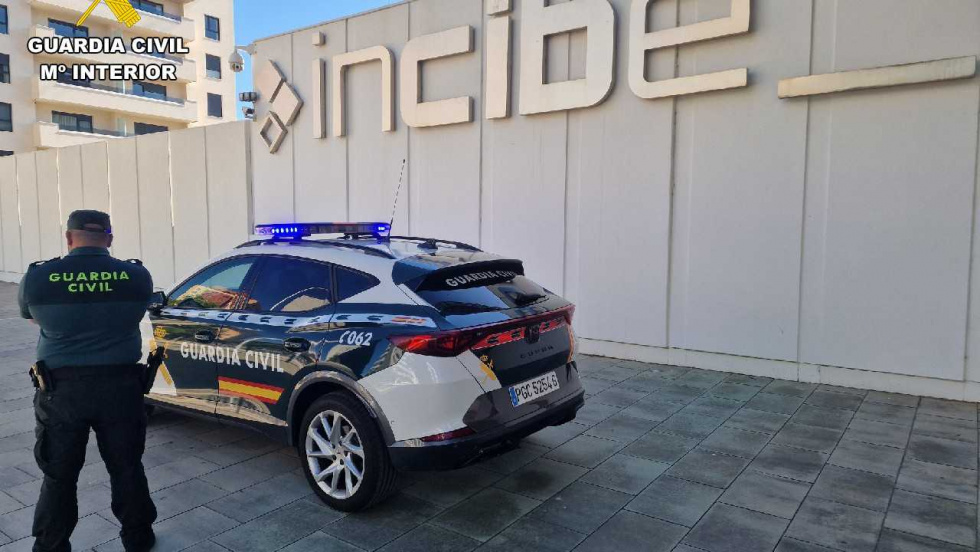 Estafa de 2.000 euros por una mesa de mezclas que nunca existió