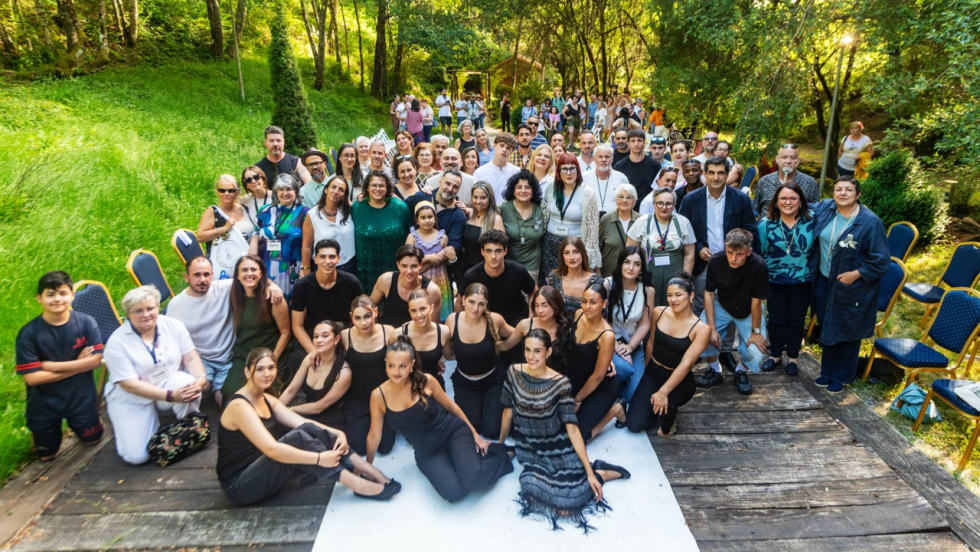 Fibras autóctonas y artesanía consciente protagonizan el 'Paseo da La' en Sarreaus