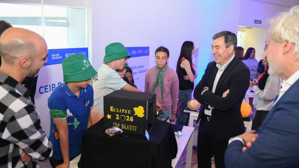 La Xunta premia los 20 mejores proyectos científicos escolares sobre la eclipse total del 12 de agosto