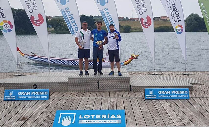 PODIO CAMP. ESPAÑA PISTA TRASONA.