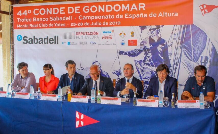 El presidente del Monte Real fue el encargado de abrir la rueda de prensa del Conde de Gondomar  - Foto &copy; Leticia Acero