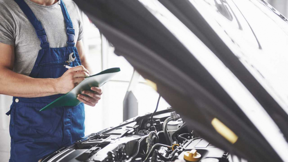 Los 7 puntos clave que debes revisar en tu coche antes de viajar este verano