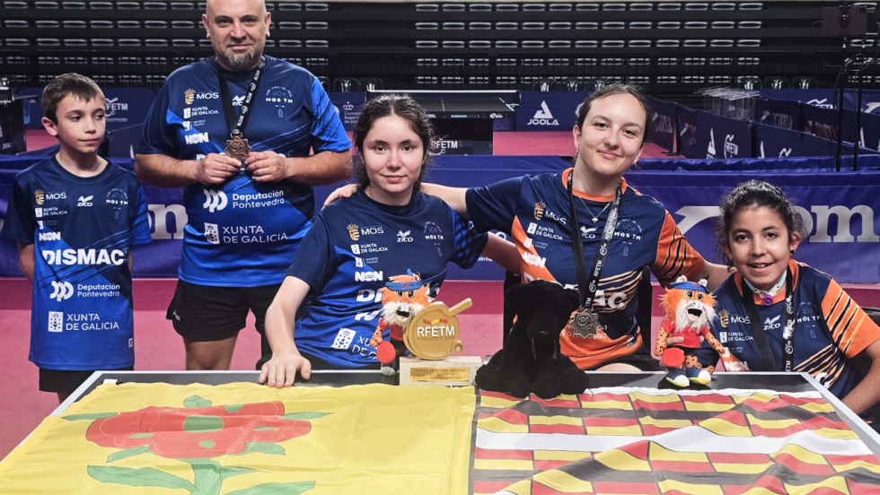 El Club Tenis de Mesa Mos hace historia en el Campeonato de España adaptado