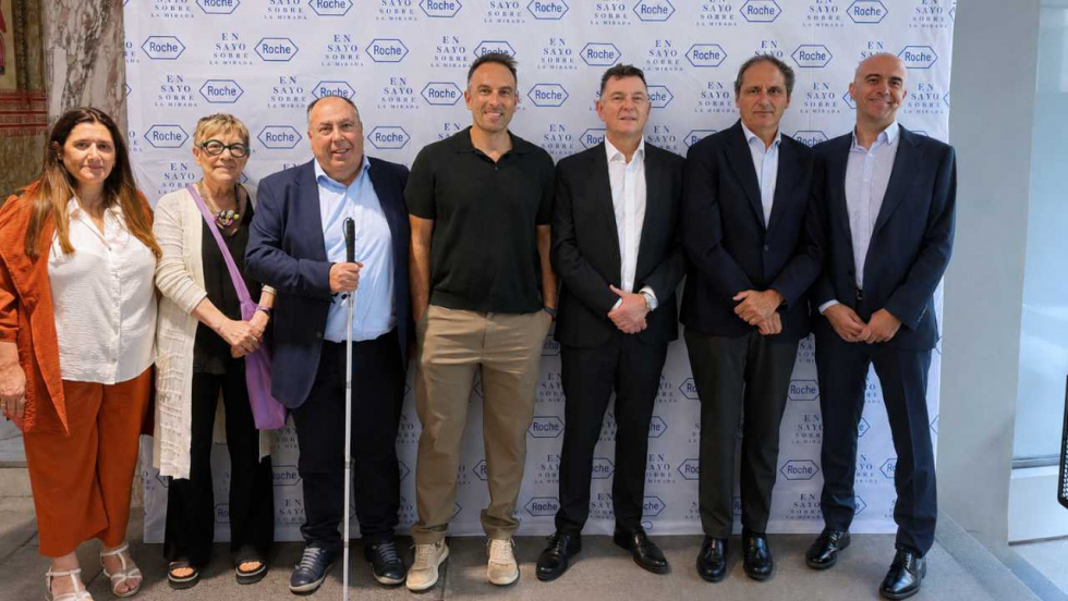 La DMAE afecta a más de 96.000 gallegos mayores de 65 años, principal causa de ceguera en este grupo