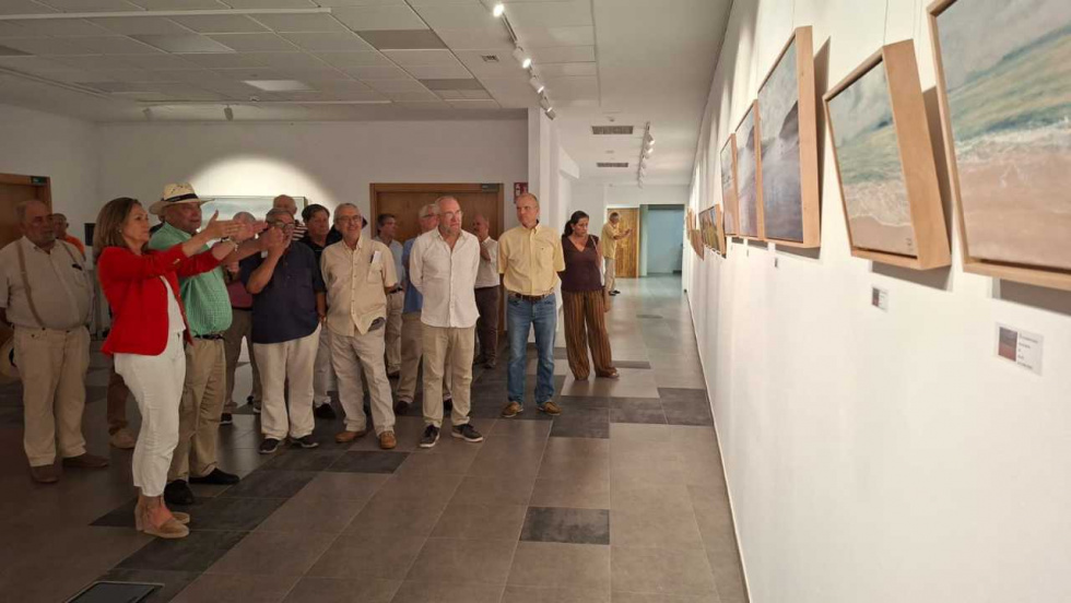La Deputación inaugura en Vigo la exposición 'A luz de Galicia' del pintor Juan Moreno Badía