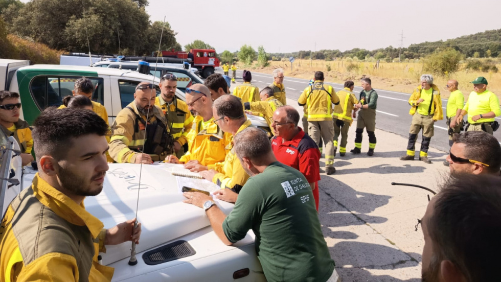 Galicia envía un relevo a Castilla y León para mantener los medios contra incendios