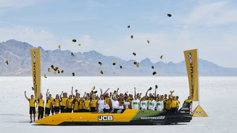 JCB Hydromax bate el récord mundial a 653,9 km/h con hidrógeno
