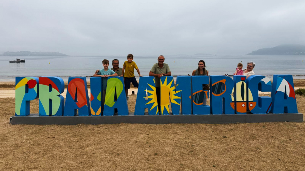 Nigrán estrena un nuevo 'punto selfie' en Praia América