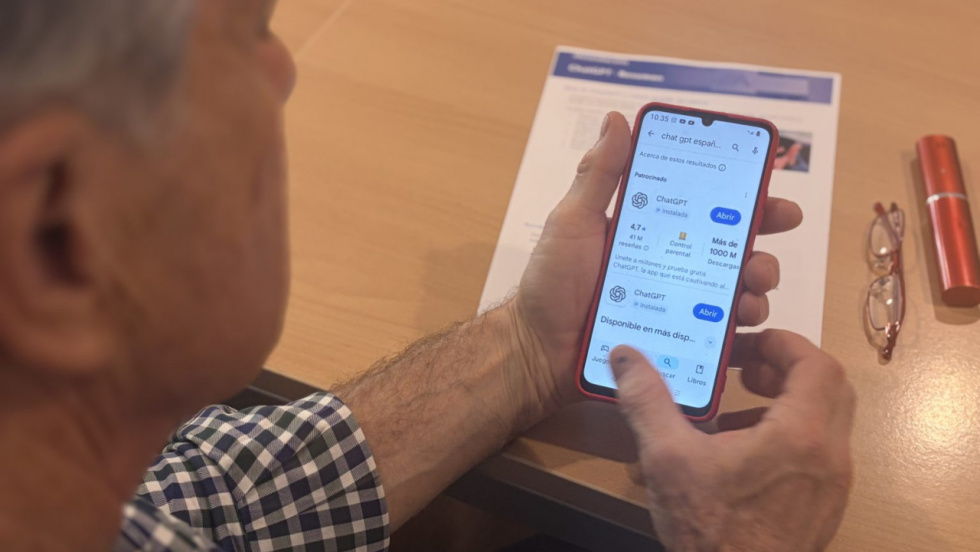 Afundación organiza 263 nuevas sesiones para impulsar las competencias digitales de los mayores
