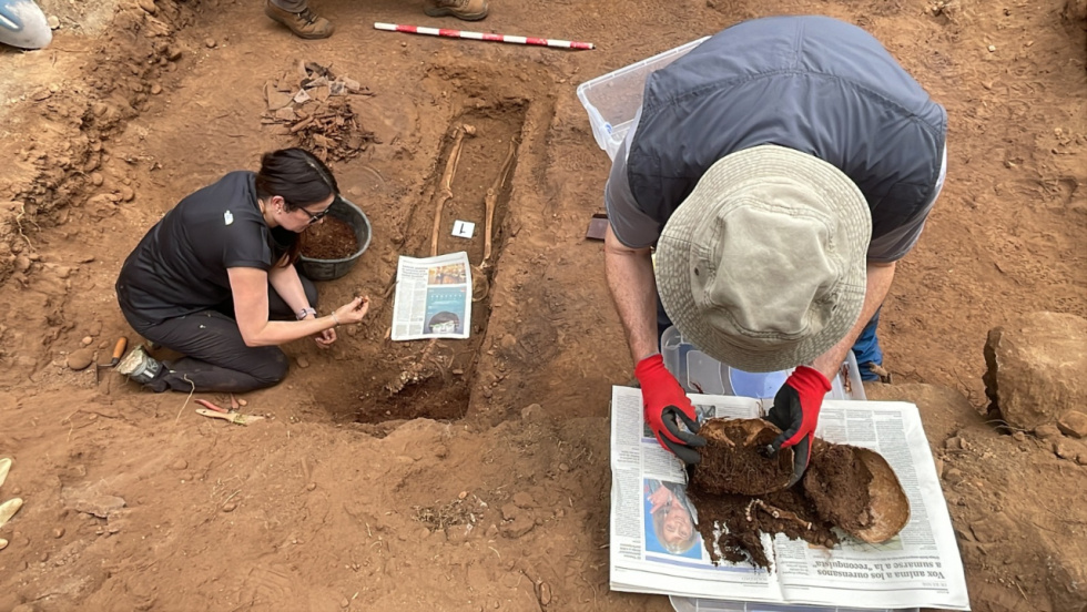 La excavación en Chan da Ponte localiza restos pendientes de identificar