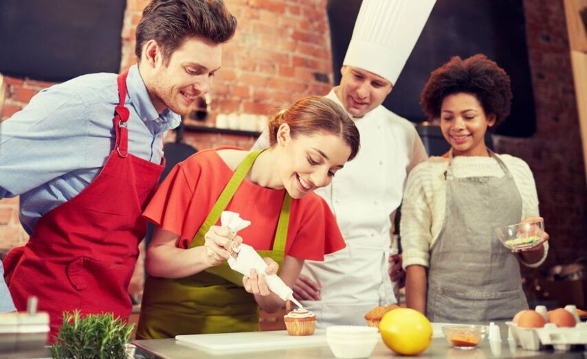 Ofertan cursos de coci&ntilde;a para nenos e adultos