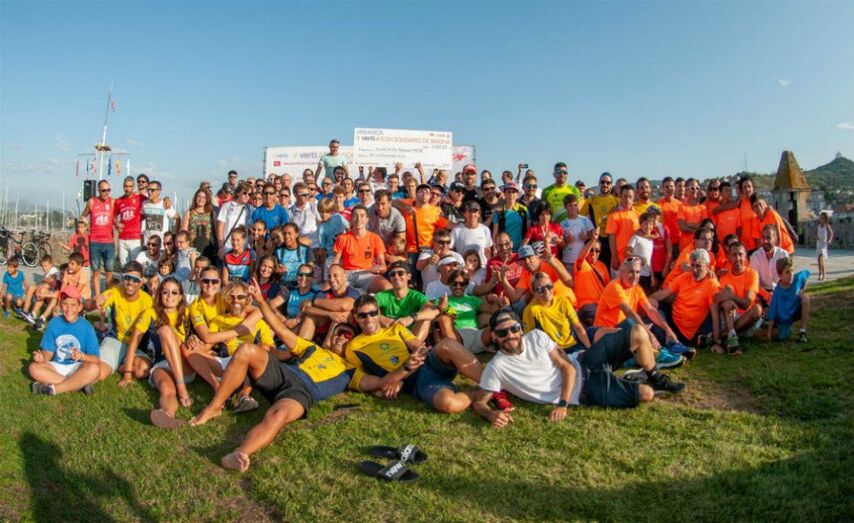 Grupo del V Vertiatl&oacute;n Solidario de Baiona 2019 - Foto Laureano Freier