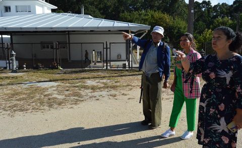 Alcaldesa e concelleira de Educaci&oacute;n esta ma&ntilde;&aacute; no CEIP Pena de Francia.