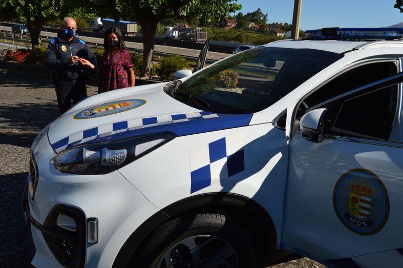 Imaxe da recenrte entrega do coche modelo &lsquo;Suv&rsquo; ECO h&iacute;brido