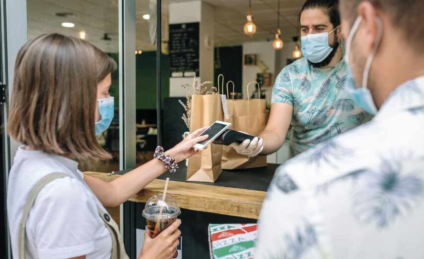 Os fondos destinaranse a carteler&iacute;a electr&oacute;nica, sistemas de notificaci&oacute;n en m&oacute;bil, automatizaci&oacute;n de procesos , soluci&oacute;ns de conectividade, teletraballo ou relativas &aacute; ciberseguridade.