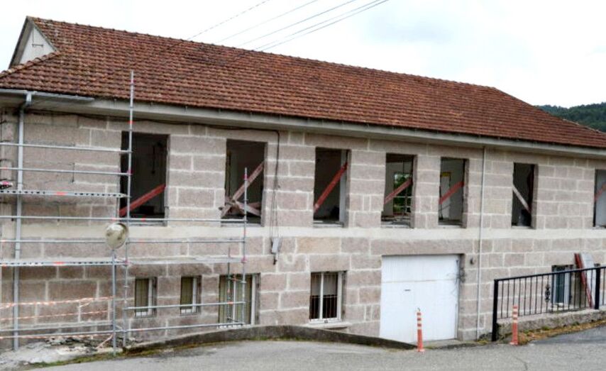 Imaxe das obras do edificio da Porteli&ntilde;a.
