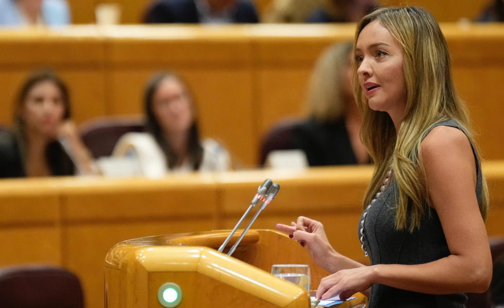 Fabiola García exige soluciones por los  fallos en pulseras antimaltrato