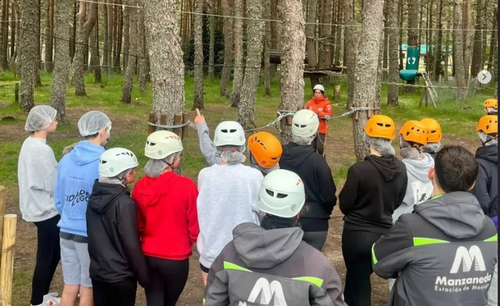 Explora Manzaneda ofrece 160 plazas para jóvenes en la estación de montaña
