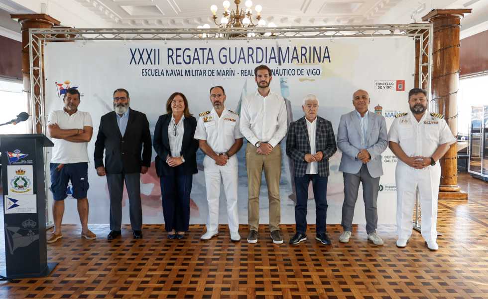 Ana Ortiz destaca la unión del Real Náutico y la Escuela Naval en la Regata Gardamarina