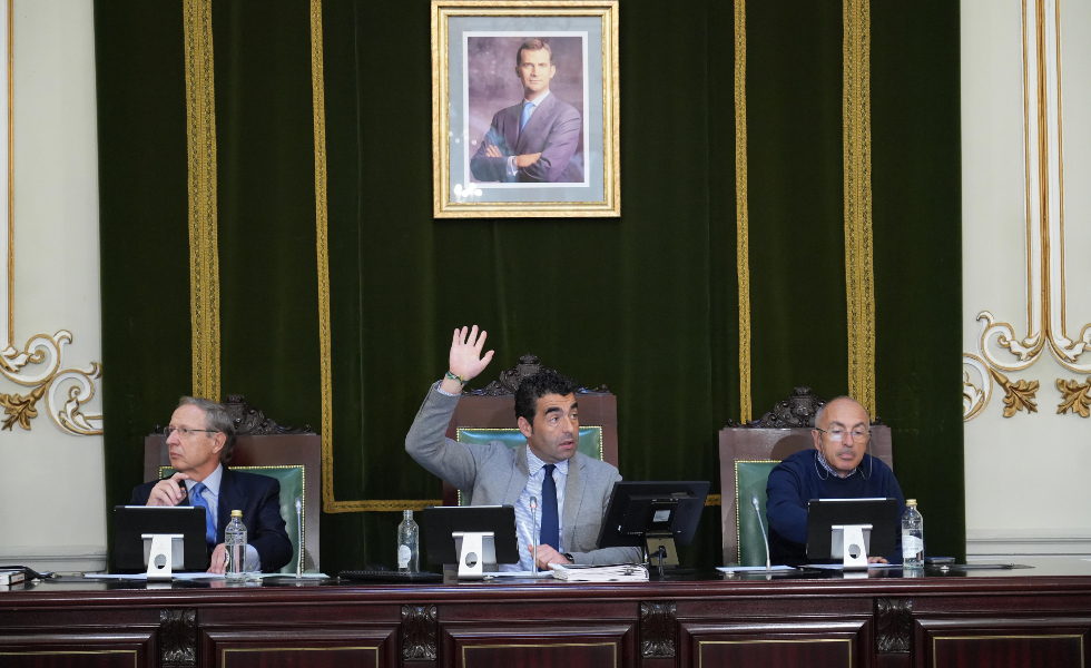 La Diputación de Pontevedra aprueba 64 millones para planes municipales y elimina su deuda