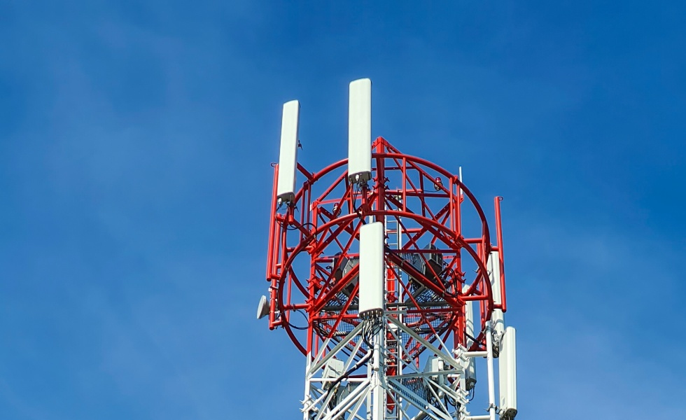 O Rosal impulsa una normativa para controlar el despliegue de antenas de telefonía