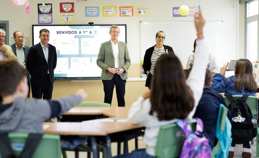 La comunidad educativa gallega inicia el curso con un máximo histórico de docentes