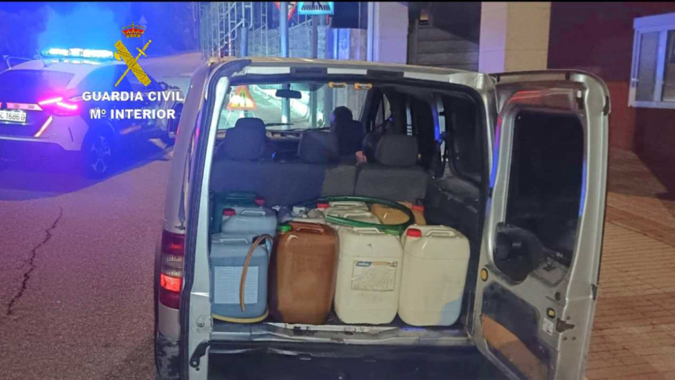 Cuatro detenidos en Mos por robar 500 litros de gasoil de camiones