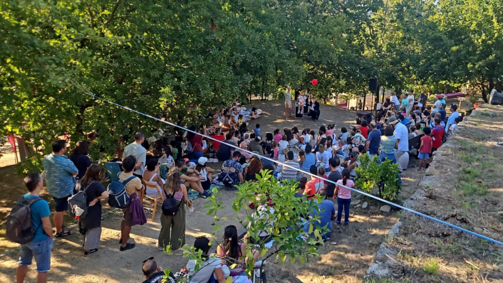 Cientos de personas participan en el Alfacuca Picnic de Mos con actividades ambientales y música