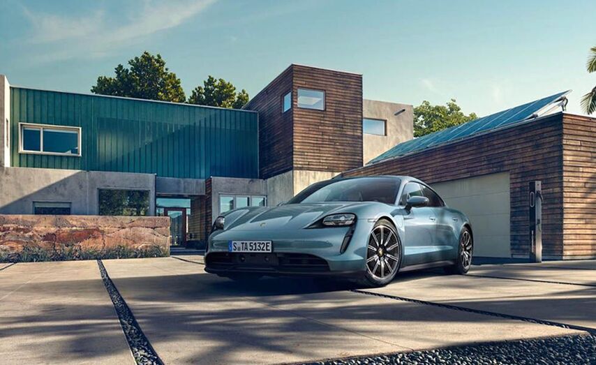 Porsche amplía su gama de deportivos eléctricos con el Taycan 4S