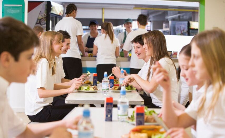 Son varios los centros que desde hace años apuestan por un modelo de alimentación equilibrado /Archive Ingimage