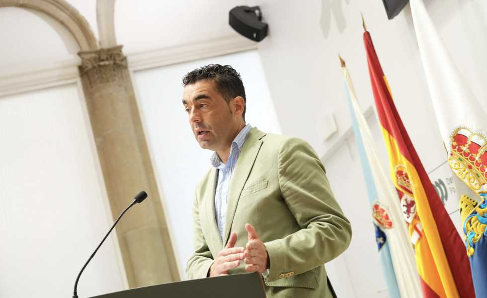 La Diputación concede 550.000 € a 48 clubes de piragüismo, remo y vela