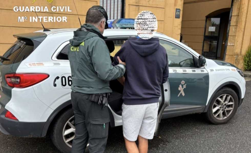 Detenidos dos hermanos en O Grove por un robo con violencia y agresión grave