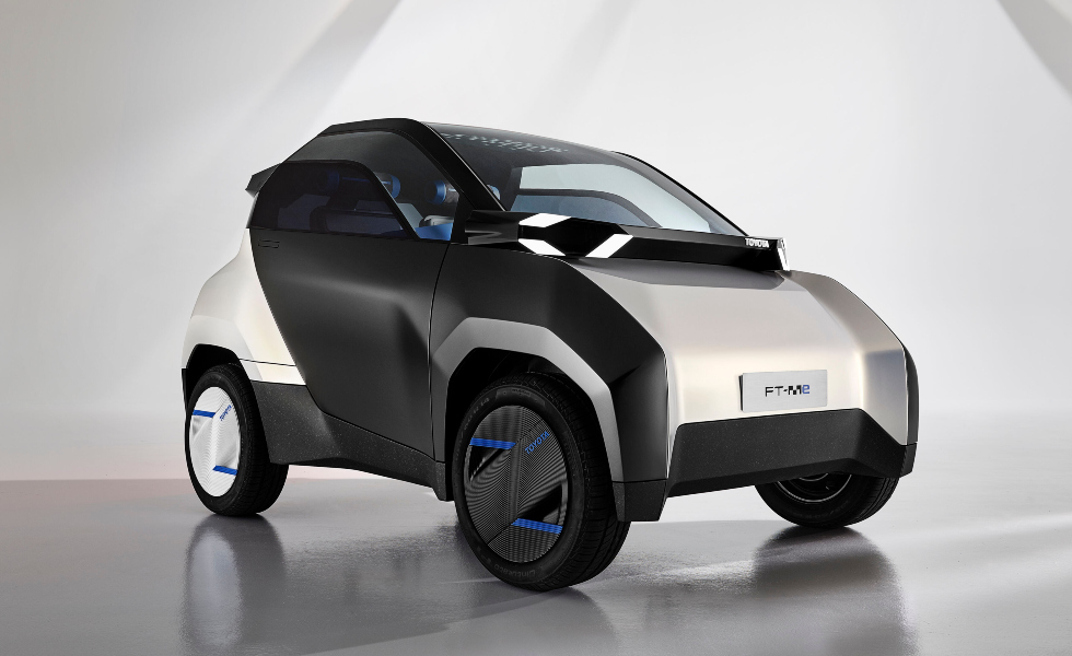 Toyota desarrollará un vehículo eléctrico ultraligero con techo solar
