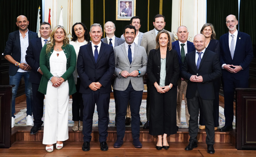 La Diputación de Pontevedra incorpora dos nuevos diputados y redistribuye áreas de gobierno