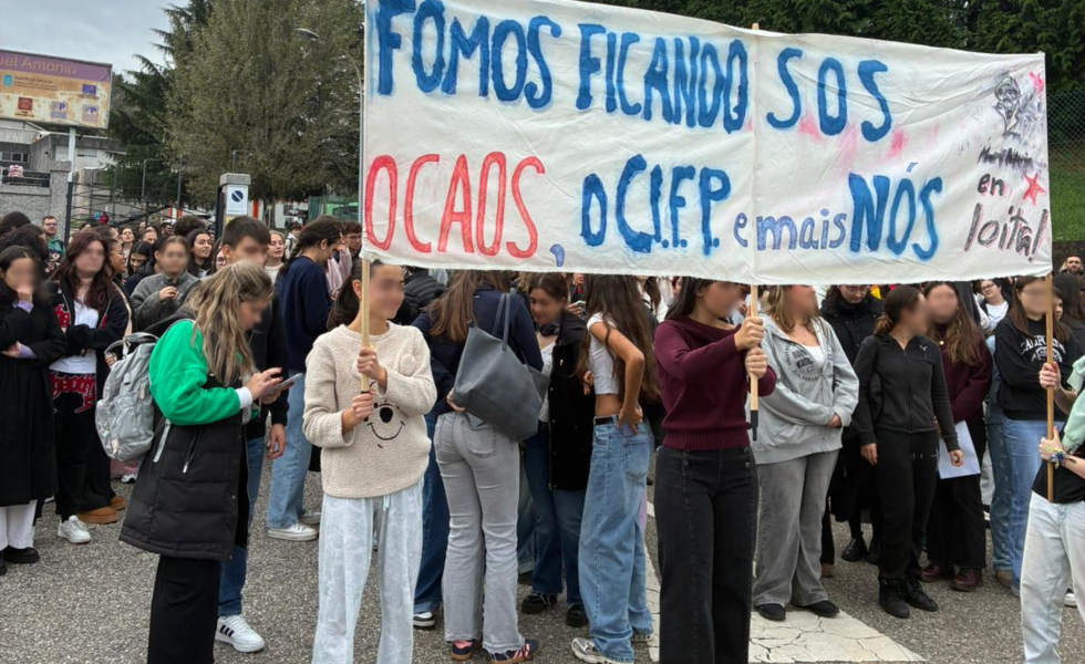 Estudiantes de Formación Profesional se concentran en Vigo contra las condiciones 