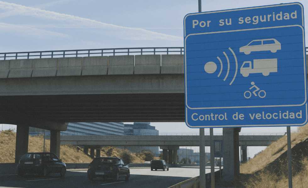 ¿Puede un mismo radar multarte varias veces? La DGT aclara el límite