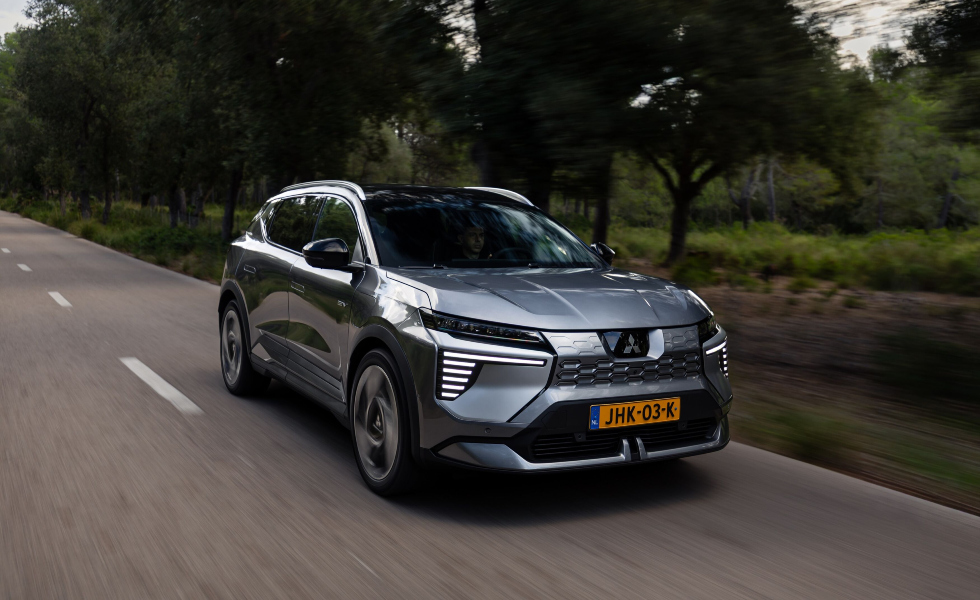 Mitsubishi lanza el Eclipse Cross 100% eléctrico con 626 km de autonomía y 8 años de garantía
