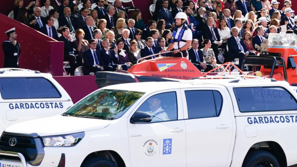Gardacostas de Galicia desfila por primera vez el 12-O