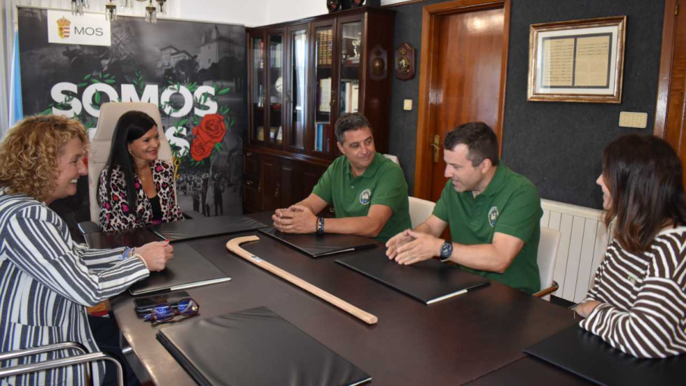 Mos se sube a los patines con un nuevo club de hockey