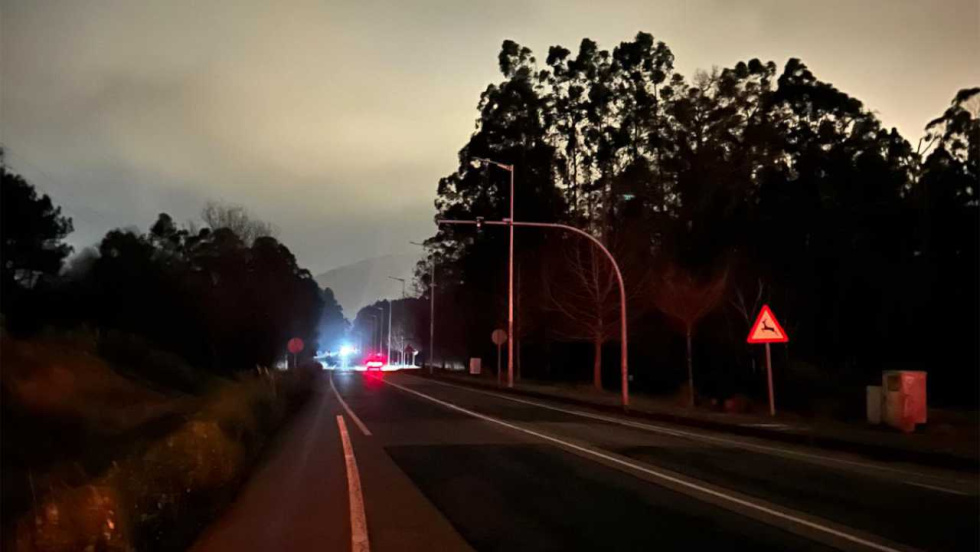 Cuatro concellos del Baixo Miño exigen frenar los cortes eléctricos
