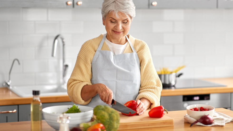 245 mayores de Pontevedra estrenan talleres de cocina y pilates