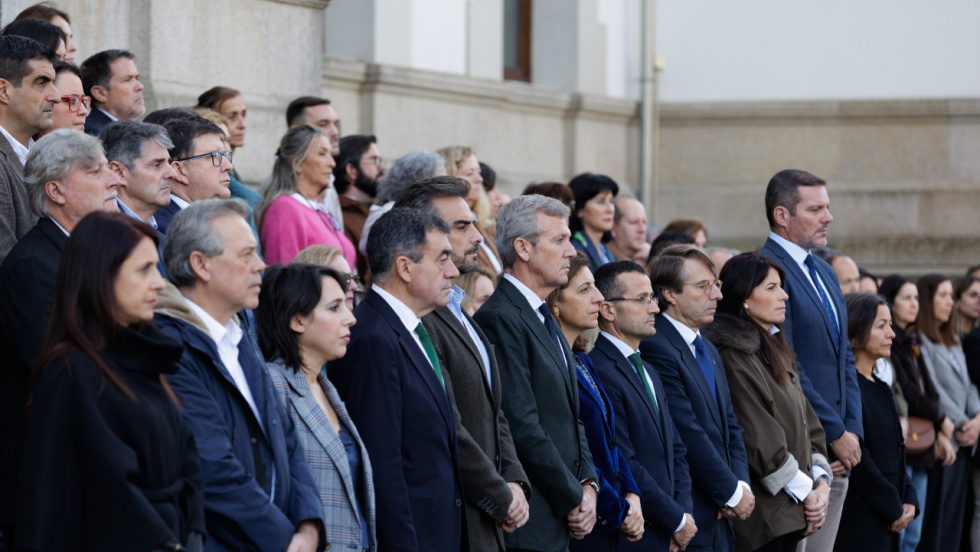 Rueda y su Gobierno guardan un minuto de silencio por las víctimas de Urda