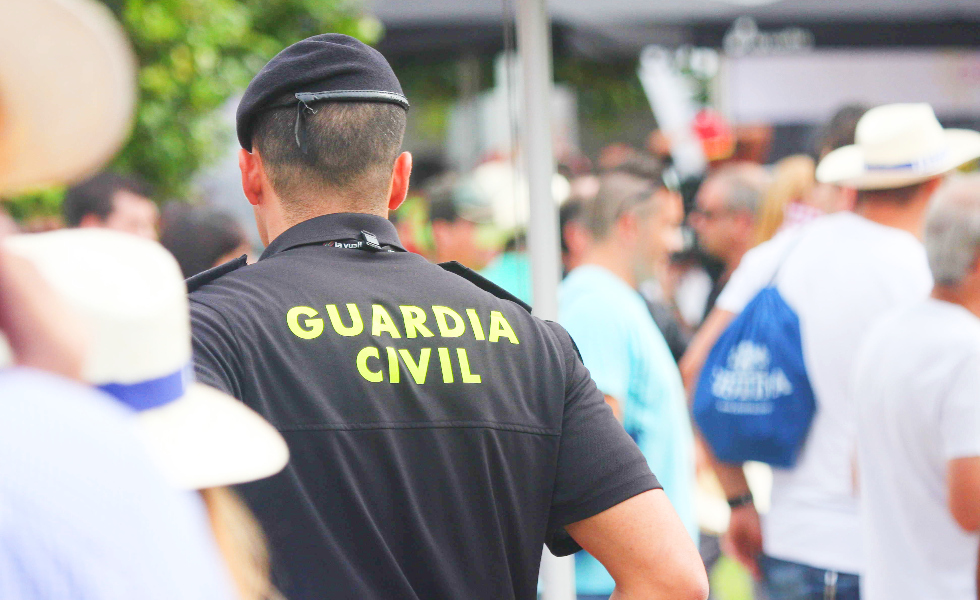 JUCIL denuncia que la falta de personal convierte las puertas de los cuarteles en un punto crítico de seguridad