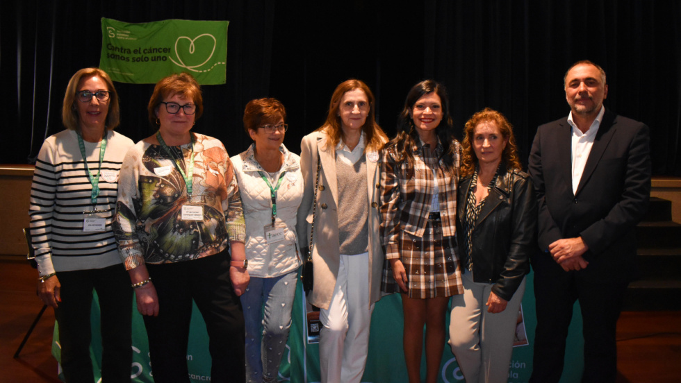 Mos aborda la prevención del cáncer de mama en una charla en el Pazo