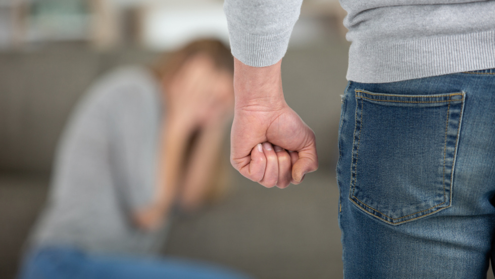 Violencia en casa: 151 menores gallegos denunciados por agredir a sus padres